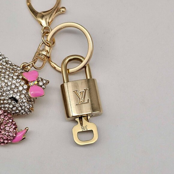 Authentic Louis Vuitton Lock & Key with unbranded Bagcharm, Keycharm, Keychain - Picture 5 of 7